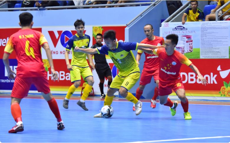 Bầu không khí rực sức trẻ từ giải Futsal HDBank Cúp Quốc gia 2020