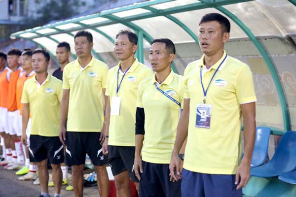 Cựu danh thủ Thể Công Thạch Bảo Khanh dẫn dắt U21 Viettel vô địch Giải U21 QG 2020.