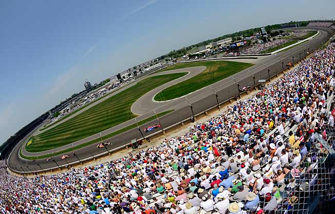 Indy 500 (IndyCar) - cuộc đua tốc độ thực sự