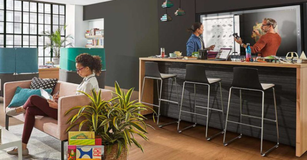 Biến Văn Phòng Nhàm Chán Thành Nơi Vô Cùng Sáng Tạo Với Surface