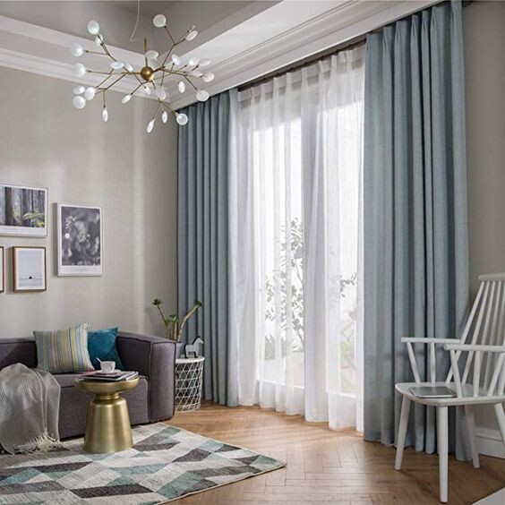 Sử dụng rèm cửa cho phòng khách nhỏ
